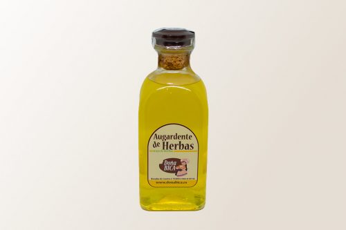 Orujo de hierbas Verín